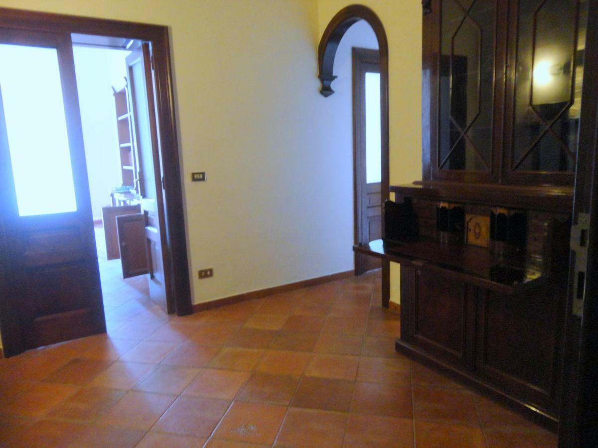 Umberto I Holiday House Неаполь Экстерьер фото